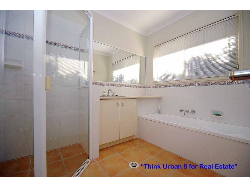 3 Parklane Tce, Brookfield QLD 4069